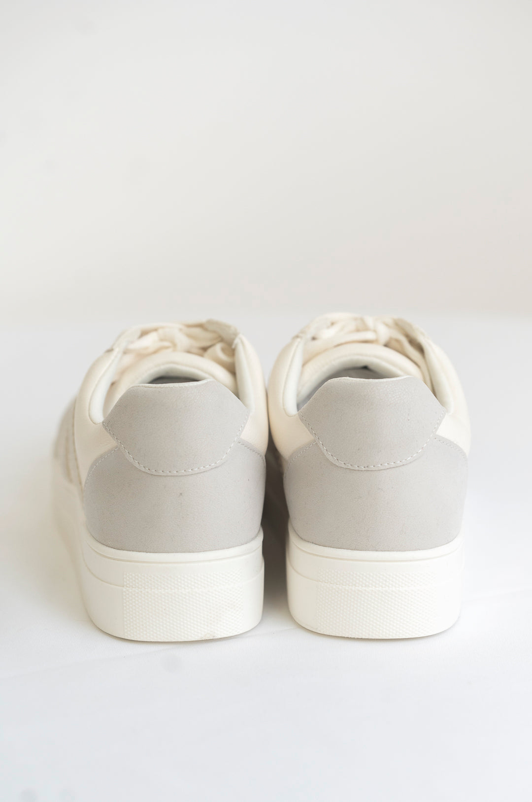 Astra Sneaker