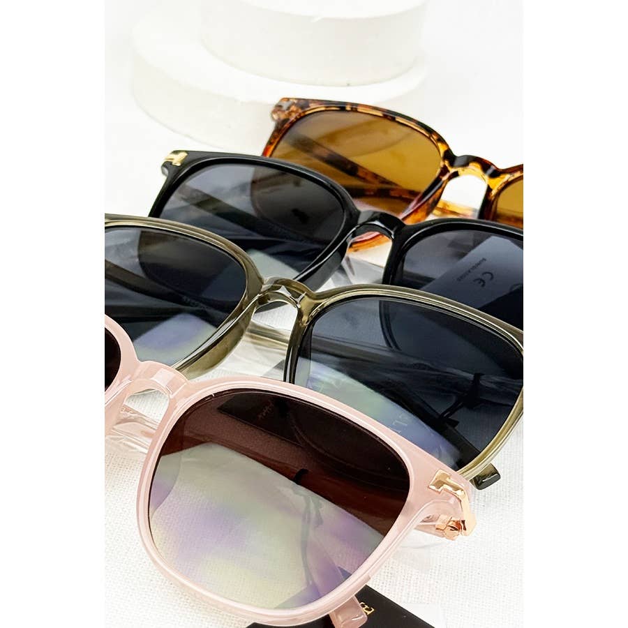 Hazel Everyday Shades Fashion Sunglass
