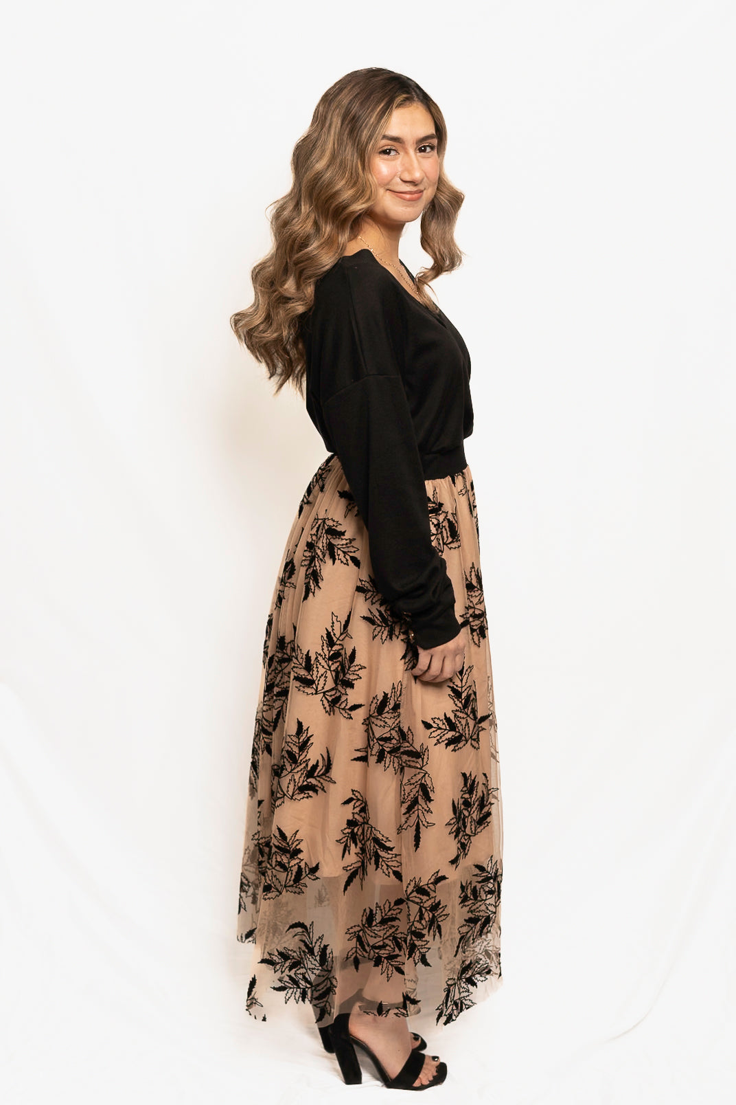 Apricot Floral Leaves Embroidered High Waist Maxi Skirt