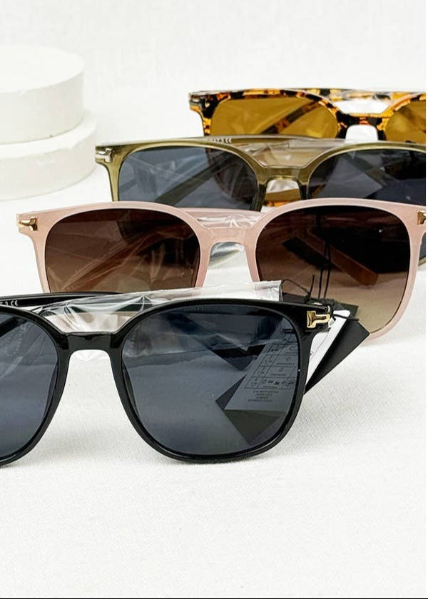 Hazel Everyday Shades Fashion Sunglass