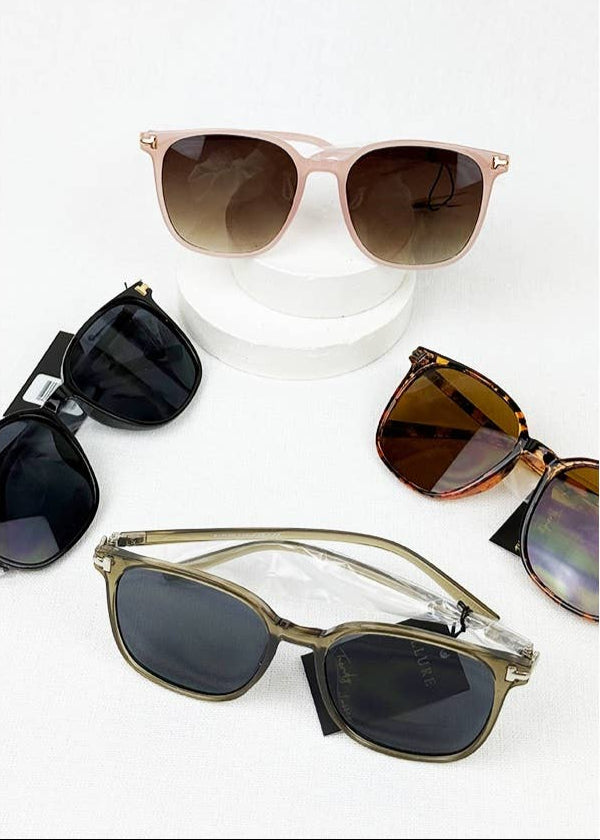 Hazel Everyday Shades Fashion Sunglass